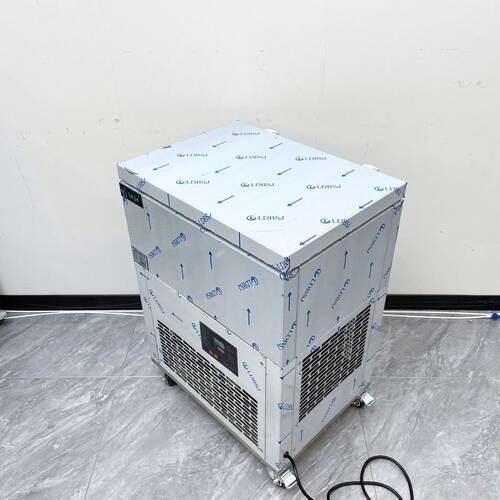乐杰高功能高性能多桶绵绵冰柱机商用全自动雪花绵绵冰