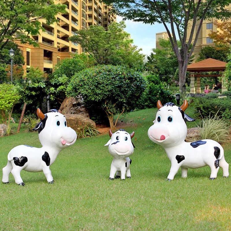 户外大型仿真奶牛雕塑园林农牧场草坪景观玻璃钢动物模型装饰摆件