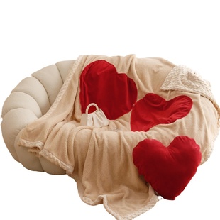 办公室午睡抱枕毯子二合一抱枕被子加厚婚庆抱枕沙发客厅冬季毛毯