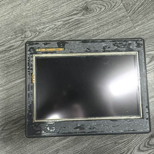 【询价】威纶MT6100iV5WV 功能正常 膜撕掉了 便宜处理适用