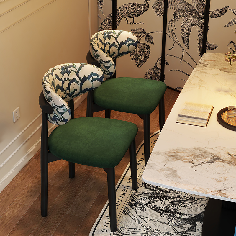 中古风实木餐椅创意家用复古餐厅休闲椅子靠背椅餐桌凳绿色梳妆凳
