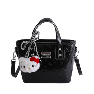 红色包包女款2026新款潮时尚高级感轻奢小众手拎包单肩斜挎水桶包