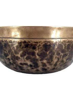 颂钵老钵尼泊尔瑜伽冥想