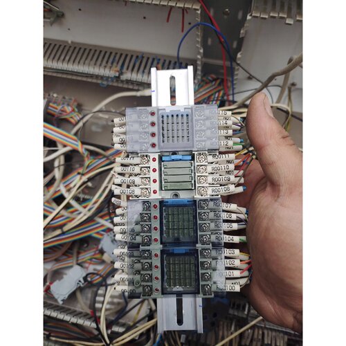 议价继电器模组AY33002RT3S24V维修