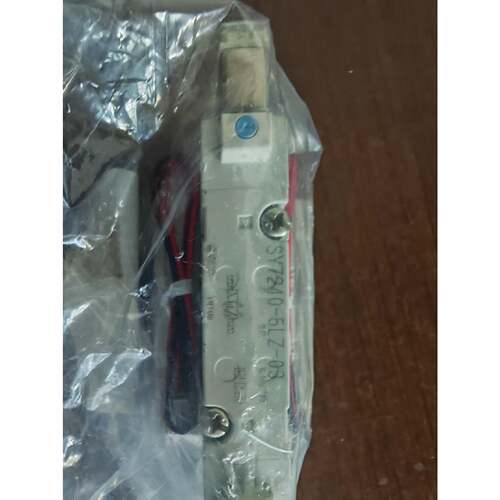 电磁阀，型号SY7240-5LZ-03，原装，全新议价