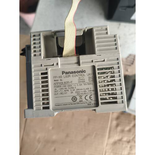议价plc一条，型号：FP-X0 L60R（AFPX0L60