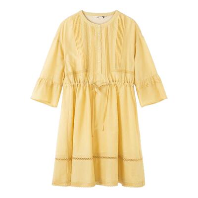 布景简约镂空五分袖连衣裙