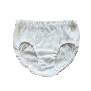 3条 纯棉透气儿童内裤女童宝宝面包裤白色新款居家薄料三角短裤