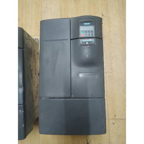 【议价-可维修】 变频器 2UD32 2DA1 22KW 22KW /二手均有货