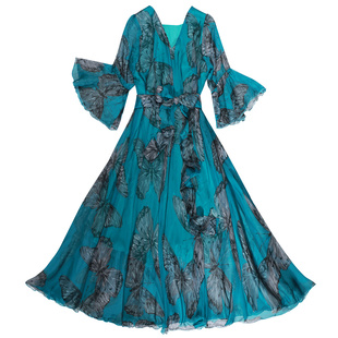 夏季新款气质显瘦雪纺连衣裙加肥加大去海边裙子度假碎花仙女大码