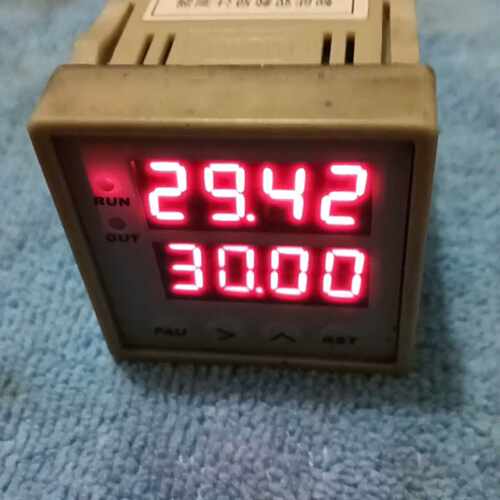 溢价-ZN48-II智能双数显计测器，DC12v，只剩一只，功