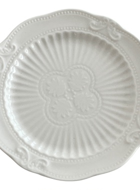 欧式复古白色浮雕陶瓷收纳盘