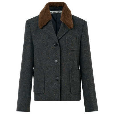 短款方肩西装IIIVIVINIKO