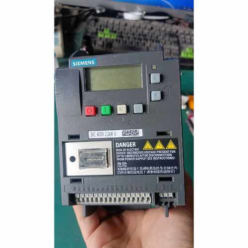〔议价-可维修〕4556#2.2KW380V 西门子V20变频器 6S 工控自动化