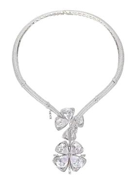 D色莫桑石高级满钻永绽花项链