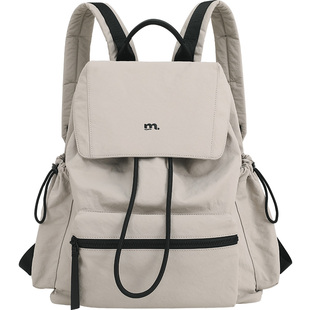 妙迪超轻大容量双肩包女士新款防盗户外尼龙旅游休闲出差通勤背包