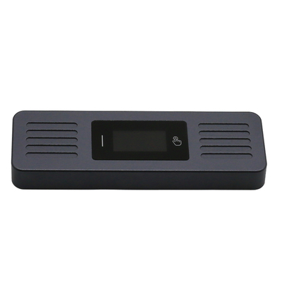 UPQI双协议NVME硬盘盒触摸显示屏