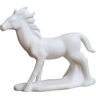 德化白瓷马摆件小号陶瓷工艺品家居桌面装饰马到成功园艺造景配件