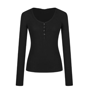 2025秋冬螺纹纯色U领t恤女长袖半开领修身纯棉露锁骨短款纽扣纯棉