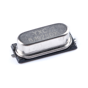 贴片无源晶振/HC-49SMD 8.192MHz ±20ppm 20PF X49SM8192MSD2SC