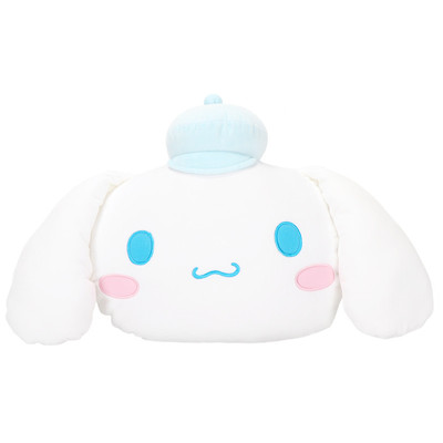 名创优品三丽鸥玉桂狗抱枕女坐姿