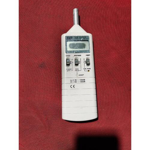 议价TES1350A，屏幕有黑影，显示正常。