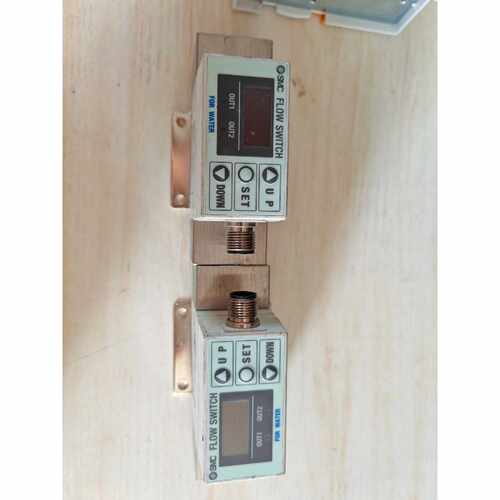 【议价-可维修】SMC 水用流量开关PF2W720-N03-67带LCD显 全新/二