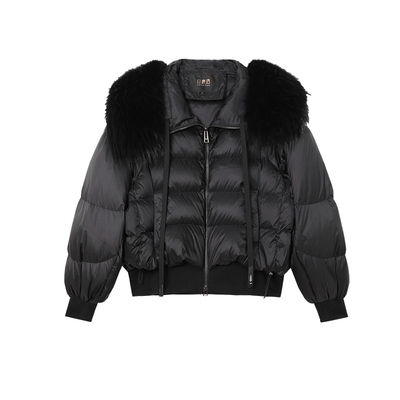 白鹿语时髦短款毛领拼接羽绒服