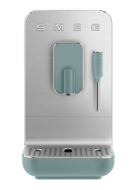 SMEG/斯麦格 BCC02全自动家用意式咖啡机蒸汽拉花研磨一体多功能