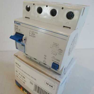 Doepke DFS4 25-4/0.50 residual current circuit breaker -unus