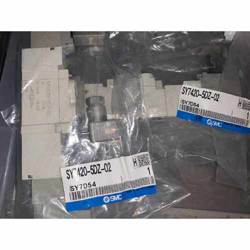 议价全新SMC电磁阀SY74205DZ02维修