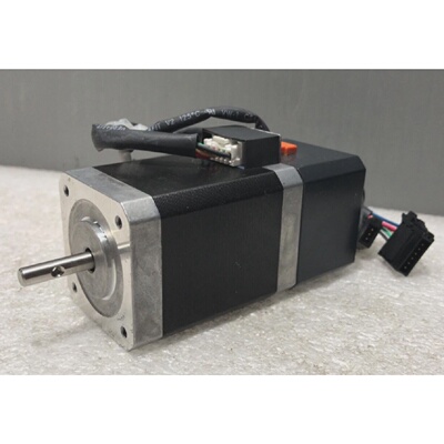 ORIENTAL MOTORS VEXTA 5PHASE STEPPING MOTOR C056J9015PME1