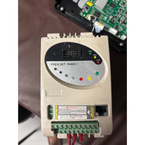 询价下单精驱变频器 VFD-V A2S0015B，1.5KW 3HP