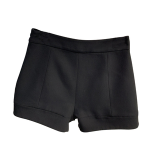 Masion Wester春夏新款巨显瘦好穿的黑白两色百搭短裤