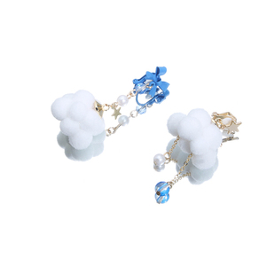 泡泡白色云朵耳环不对称毛绒球蓝色蝴蝶结可爱少女心纯银耳钉耳夹