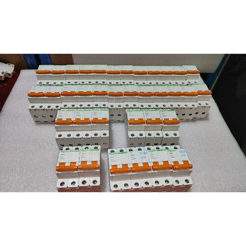 询价下单施耐德Easy9空气开关2P，型号C10/24个个。C16/