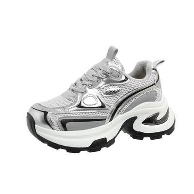 今年流行的网面透气运动鞋老爹鞋