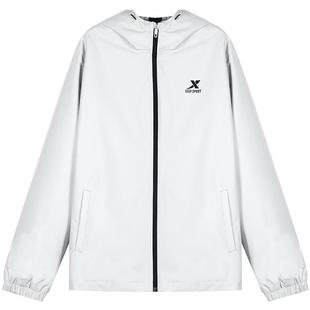 特步运动外套男2026新款连帽遮阳防晒上衣跑步训练夹克防风男风衣