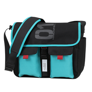 初音未来周边斜挎包男日系休闲斜跨单肩包动漫联名大容量学生痛包