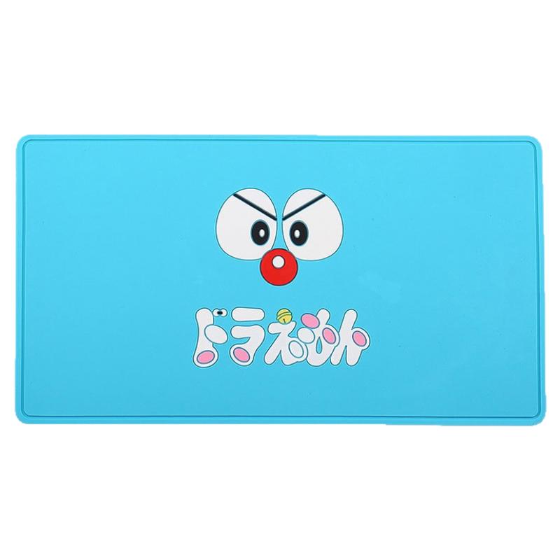 汽车卡通防滑垫kt哆啦a梦哈喽Kitty蓝色黑色耐高温低粘垫女生专用