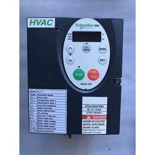 议价施耐德变频器 ATV212H075N4 三相380V  0.75KW