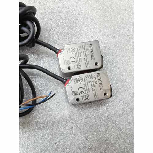 〔议价-可维修〕基恩士KEYENCE激光传感器 LR-ZB100N