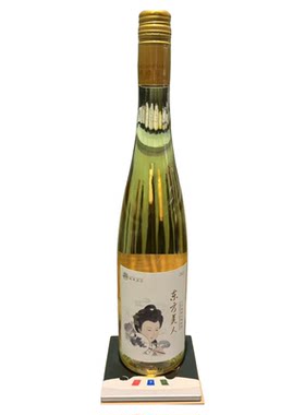 龙亭东方美人小芒森甜白葡萄酒