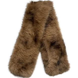 周给给2025秋冬仿皮草交叉围巾奶茶棕复古斑纹柔软亲肤百搭围脖女