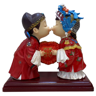 创意结婚礼物送新人婚房喜庆装饰摆件实用百年好合情侣公仔新中式