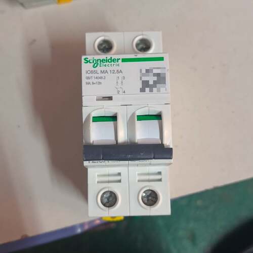 在线议价施耐德iC65L MA 2P 12.5A，隔离短路保护