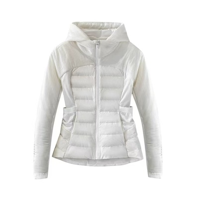 90鹅绒新国标女连帽羽绒服