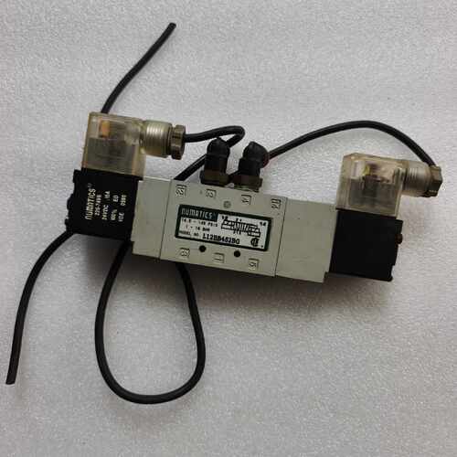 溢价-纽曼帝克 NUMATICS 电磁阀，型号L12BB452BG
