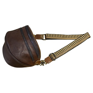 threebox高级感软皮斜挎包胸包男2024秋冬新品小众设计感单肩包潮