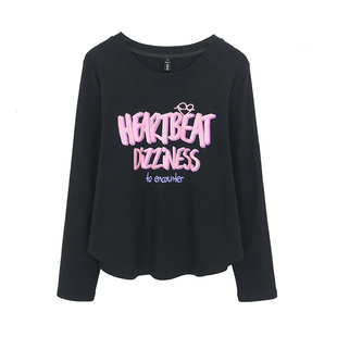 字母t恤2025年大码女装春季胖mm上衣显瘦弧形下摆外穿正肩打底衫